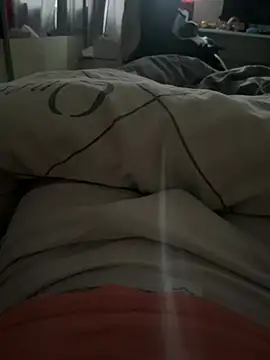 Snapshot of ekfjejwir chatting on February 10, 7:23 am ekfjejwir online show from February 10, 7:23 am