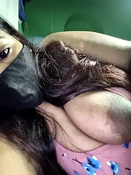 Snapshot of V-hot-swiet chatting on October 7, 11:24 pm V-hot-swiet online show from October 7, 11:24 pm