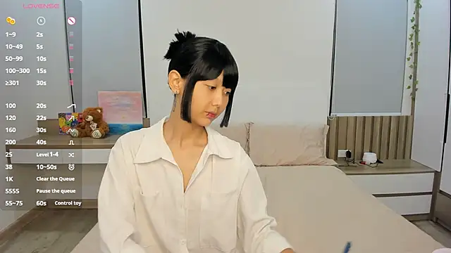 Snapshot of gabby_little chatting on May 19, 12:11 pm gabby little online show from May 19, 12:11 pm
