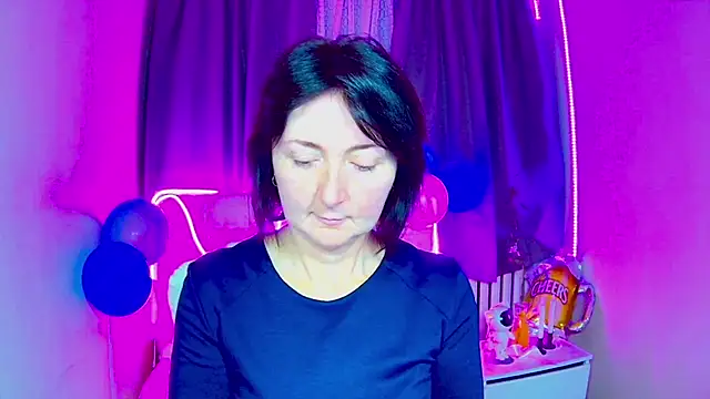 Snapshot of VivianGuchih chatting on September 27, 6:18 am VivianGuchih online show from September 27, 6:18 am