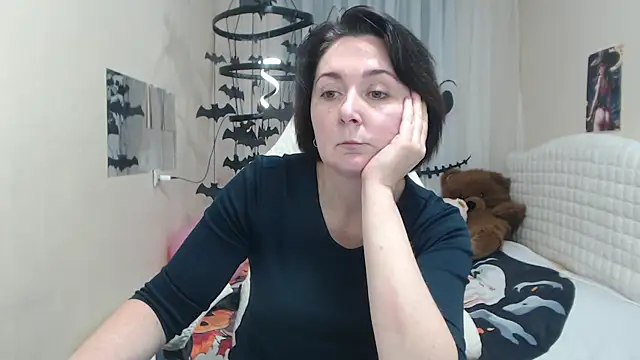 Snapshot of VivianGuchih chatting on November 1, 12:51 pm VivianGuchih online show from November 1, 12:51 pm