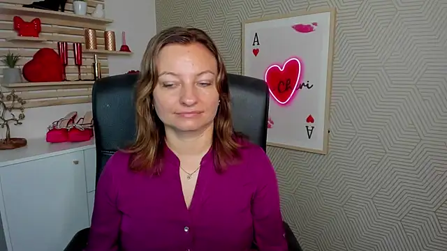 Snapshot of angelaSamt chatting on July 13, 5:54 am angelaSamt online show from July 13, 5:54 am