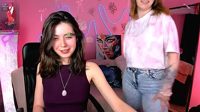 Snapshot of kitniss_dreamy chatting on May 10, 7:19 pm kitniss dreamy online show from May 10, 7:19 pm