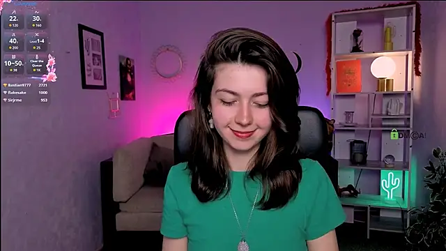 Snapshot of kitniss_dreamy chatting on June 1, 12:45 am kitniss dreamy online show from June 1, 12:45 am