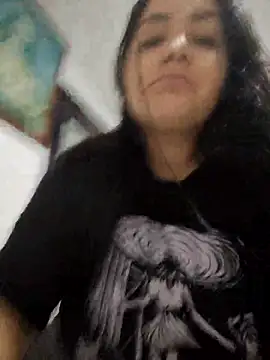 Snapshot of angelcurvyxtremx69 chatting on February 19, 10:28 pm angelcurvyxtremx69 online show from February 19, 10:28 pm