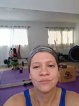 Snapshot of AngelinRedLatina chatting on May 7, 1:49 pm AngelinRedLatina online show from May 7, 1:49 pm