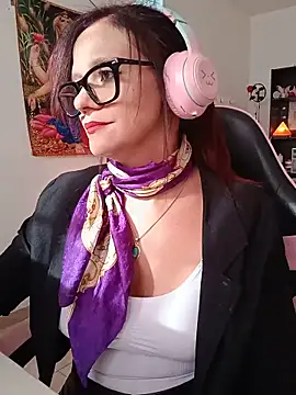 Snapshot of AngelinRedLatina chatting on May 11, 1:39 pm AngelinRedLatina online show from May 11, 1:39 pm