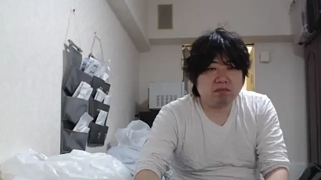 raterate555 online show from April 18, 3:21 am