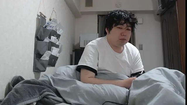 raterate555 online show from May 23, 3:34 am