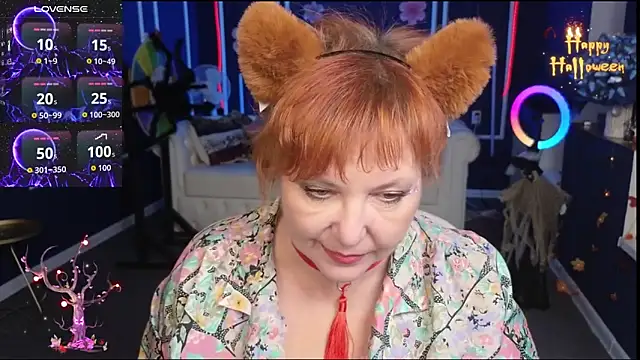 Kira Kenett online show from October 30, 12:50 pm