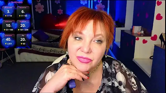 Kira Kenett online show from March 10, 4:56 pm