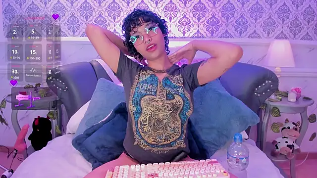 DaniCollinn  online show from February 27, 12:05 pm