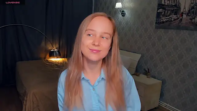 SoonMoor online show from November 1, 6:43 pm