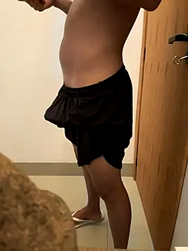 Snapshot of oconnnel chatting on October 12, 2:16 pm oconnnel online show from October 12, 2:16 pm