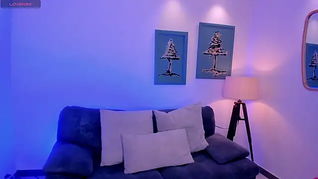 SussyBellX online show from November 19, 7:36 pm