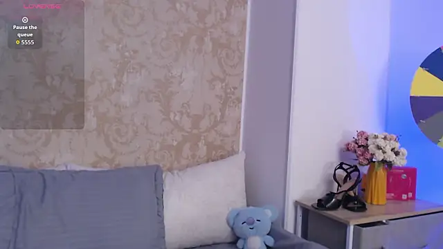 GinebraBrown online show from March 14, 7:41 pm