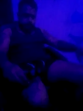 johnboones10 online show from April 23, 3:14 pm