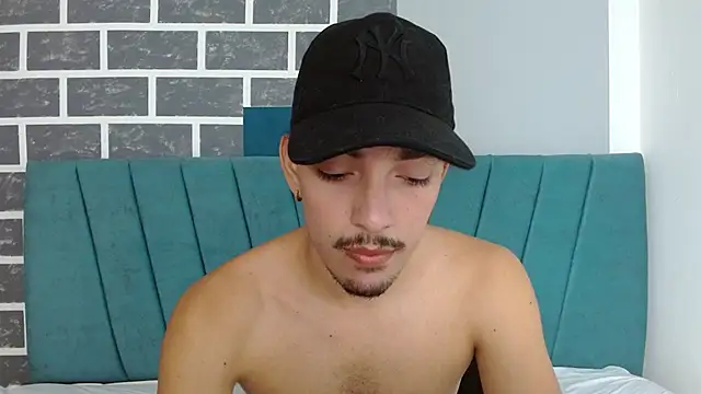 Jake laraxxx online show from September 12, 5:46 pm