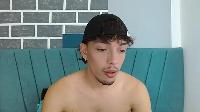 Jake laraxxx online show from October 10, 6:40 pm