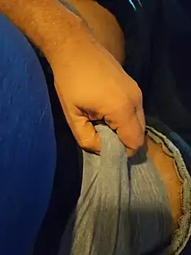 Snapshot of ctocum35 chatting on October 20, 8:42 pm ctocum35 online show from October 20, 8:42 pm