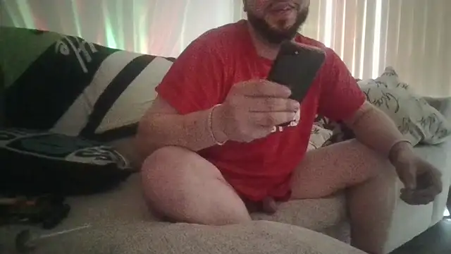 Snapshot of Brownroyal chatting on October 18, 3:46 pm Brownroyal online show from October 18, 3:46 pm