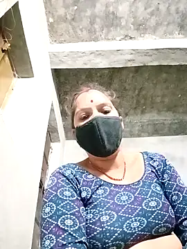 suhani sharmj online show from February 1, 7:45 pm