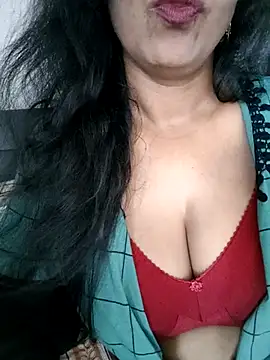 Deepa Sharma143 online show from March 28, 1:49 am