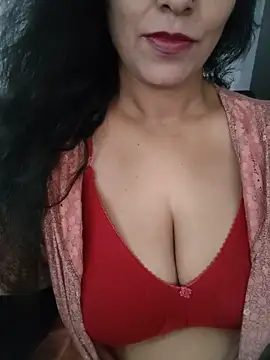 Snapshot of Deepa_Sharma143 chatting on June 19, 1:43 am Deepa Sharma143 online show from June 19, 1:43 am