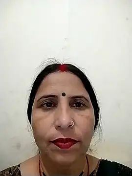 Snapshot of Hot_liya54 chatting on May 4, 4:47 pm Hot liya54 online show from May 4, 4:47 pm