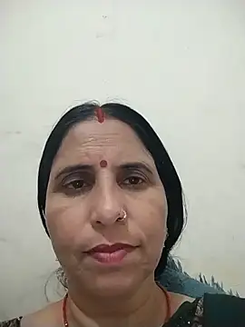 Snapshot of Hot_liya54 chatting on May 14, 2:57 pm Hot liya54 online show from May 14, 2:57 pm