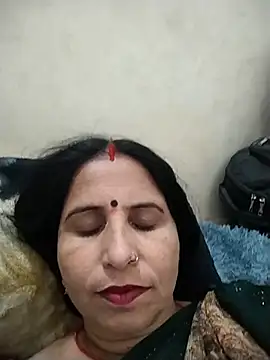 Snapshot of Hot_liya54 chatting on May 18, 7:47 am Hot liya54 online show from May 18, 7:47 am