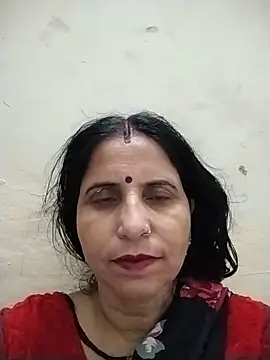 Snapshot of Hot_liya54 chatting on May 24, 11:10 pm Hot liya54 online show from May 24, 11:10 pm