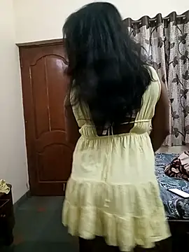 HAANNIAA online show from December 20, 12:45 pm