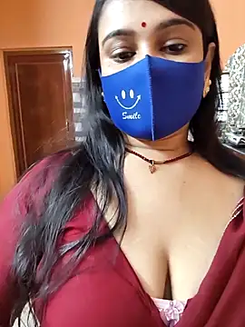 naughty nataasa online show from February 4, 7:47 am