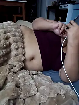 xlatinastar online show from November 1, 12:12 am