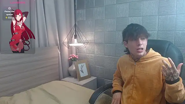 Iantwink18 online show from September 12, 4:12 am