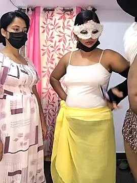 Family02 online show from February 19, 4:52 am