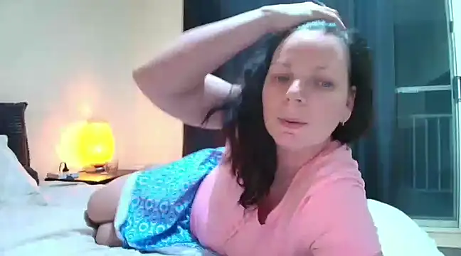 Snapshot of aussiepeaches chatting on January 30, 10:29 am aussiepeaches online show from January 30, 10:29 am