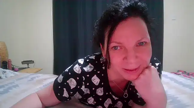 Snapshot of aussiepeaches chatting on March 2, 10:38 pm aussiepeaches online show from March 2, 10:38 pm