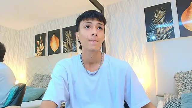 Lean Portman online show from March 13, 8:26 pm