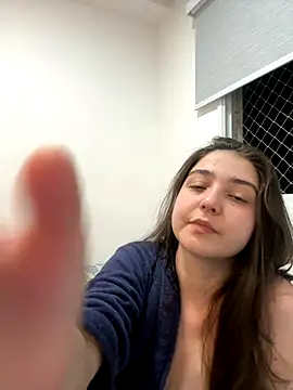 Snapshot of Floravip chatting on October 28, 2:04 am Floravip online show from October 28, 2:04 am