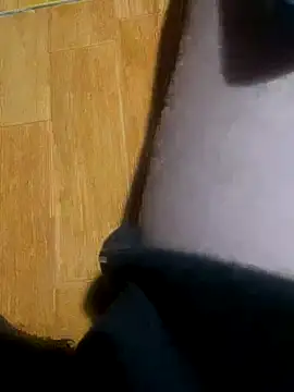 Snapshot of dogslavehf chatting on November 9, 3:10 pm dogslavehf online show from November 9, 3:10 pm