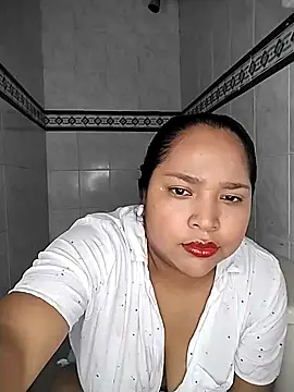 Angelly ricura online show from December 18, 3:07 pm