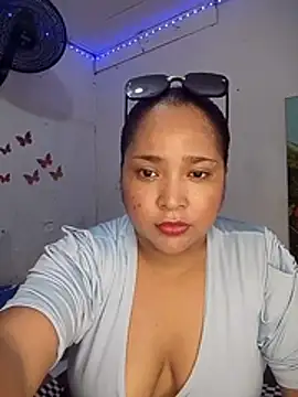 Angelly ricura online show from April 6, 6:42 pm