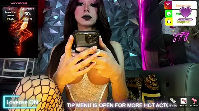 Snapshot of MISTRESSMonica_xxx chatting on May 10, 7:57 am MISTRESSMonica xxx online show from May 10, 7:57 am