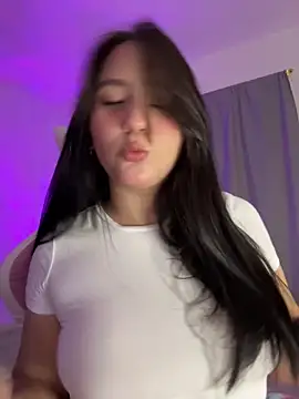 Angeldusttt online show from November 11, 9:15 pm