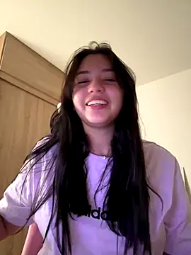 Angeldusttt online show from December 5, 6:15 pm