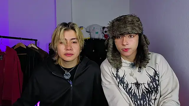 Snapshot of Vamps_Lovers chatting on September 12, 10:37 am Vamps Lovers online show from September 12, 10:37 am