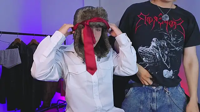 Snapshot of Vamps_Lovers chatting on September 13, 12:38 pm Vamps Lovers online show from September 13, 12:38 pm