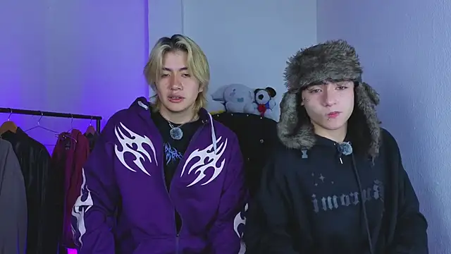 Snapshot of Vamps_Lovers chatting on September 15, 12:49 pm Vamps Lovers online show from September 15, 12:49 pm